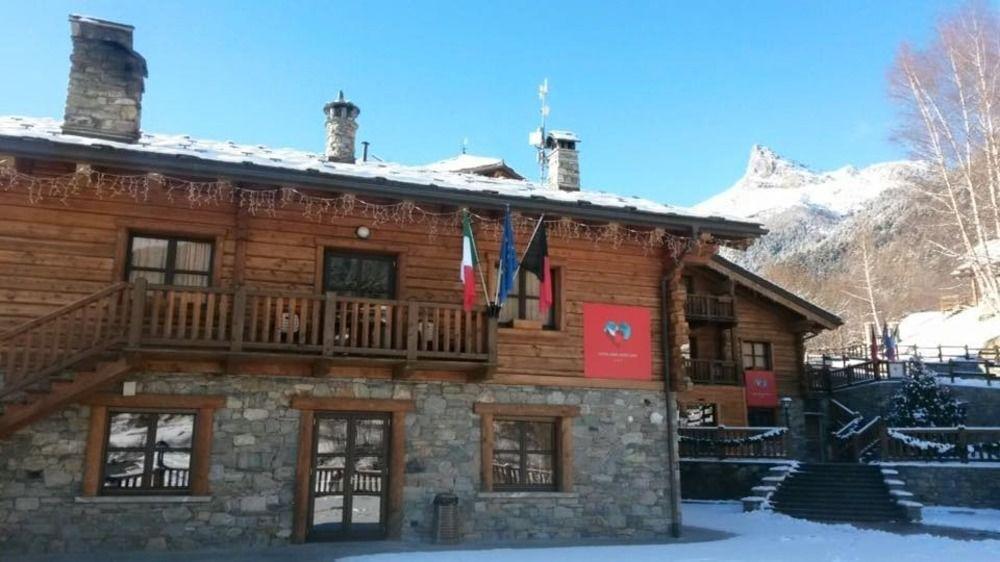 מלון Champdepraz Silou Retreat מראה חיצוני תמונה